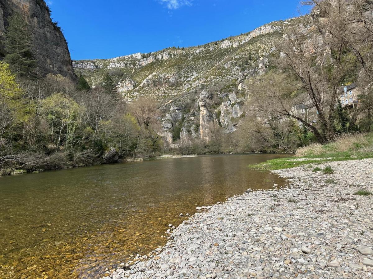 Gorges Du Tarn - Maisonnette A Flanc De Falaise Sainte-Enimie Bagian luar foto